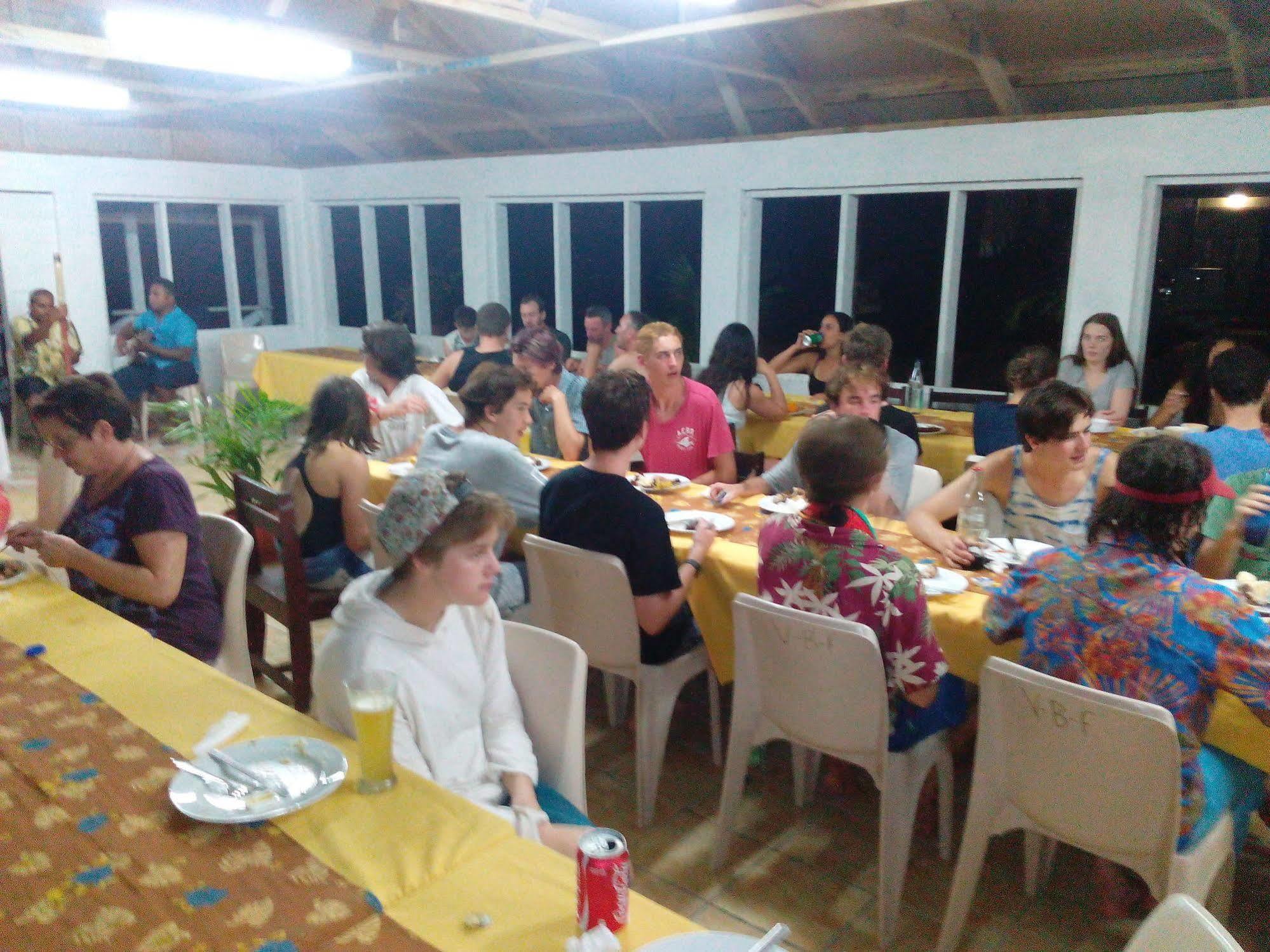 מלון Manase Vacations Beach Fale מראה חיצוני תמונה